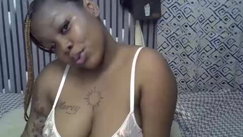 mirror_254 online show from January 15, 8:06 pm