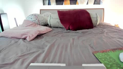 Eva online show from March 29, 9:33 am