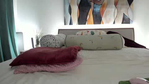 Eva online show from November 24, 6:50 pm