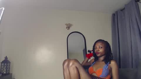 mis_kaylee online show from June 10, 11:09 am