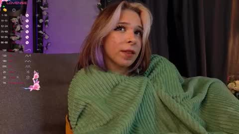 misekiii online show from October 8, 12:29 am