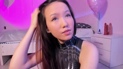 Mishel online show from February 17, 5:12 pm
