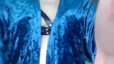 Misisssex online show from February 28, 8:02 pm