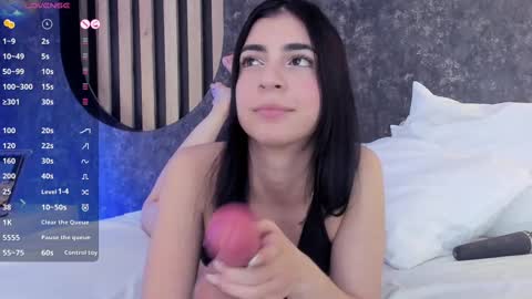 Snapshot of miss10_antonella chatting on February 17, 11:11 pm Antonella online show from February 17, 11:11 pm
