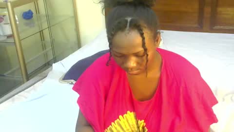 miss440 online show from March 8, 9:19 pm