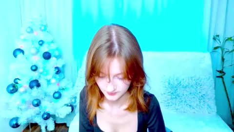 Alisa NONNUDE online show from December 20, 8:43 am