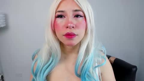 Daphne online show from October 27, 2:33 am