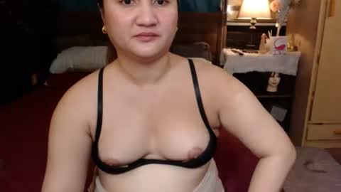 Snapshot of miss_angelic15 chatting on September 18, 5:22 am miss angelic15 online show from September 18, 5:22 am