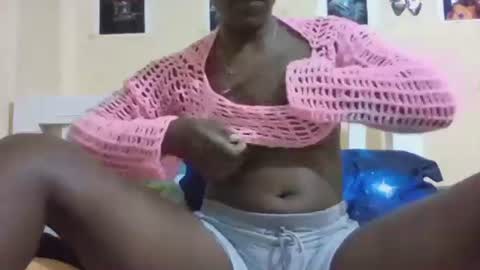 miss_atitude online show from November 2, 4:07 pm