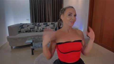 Snapshot of miss_bikini chatting on September 8, 3:22 pm miss_bikini online show from September 8, 3:22 pm