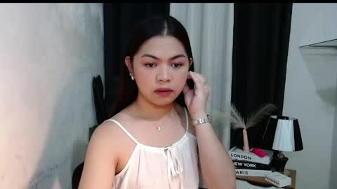 Briella online show from April 14, 2:20 pm