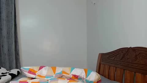 Candy online show from February 17, 2:38 pm