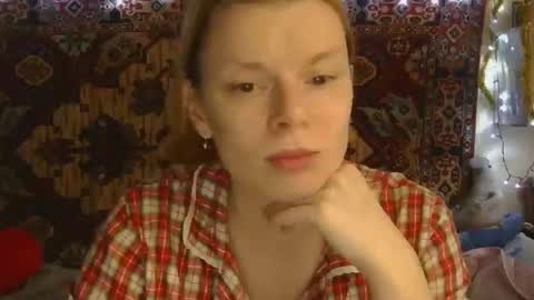 Elis online show from December 3, 12:39 pm