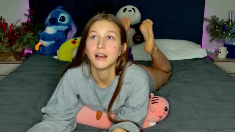 Emily online show from January 13, 7:32 pm