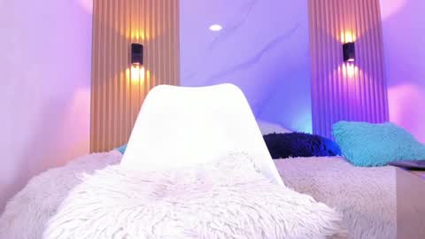 miss_emilystar online show from July 19, 8:22 pm
