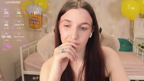 Snapshot of miss_eva__ chatting on September 20, 12:35 am Eva online show from September 20, 12:35 am