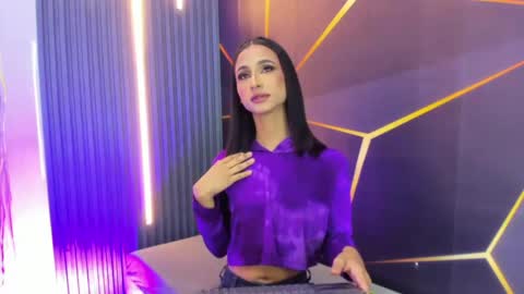 miss_isa19 online show from May 13, 12:37 pm