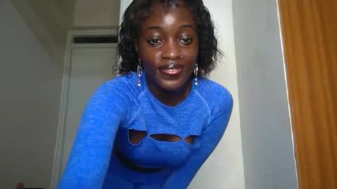 SensuElle  WHAT I DONT SHOW HERE... YOULL ONLY SEE IN PRIVATE  online show from February 24, 6:49 am