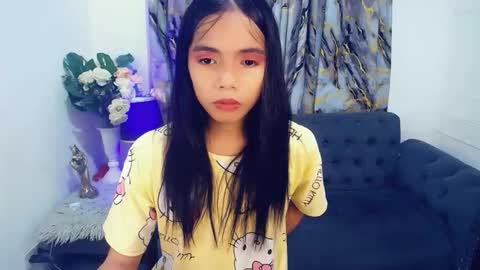 julie online show from March 15, 12:30 pm