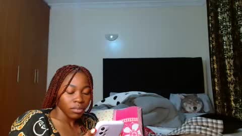 Miss Kiarrafit online show from January 28, 4:52 pm