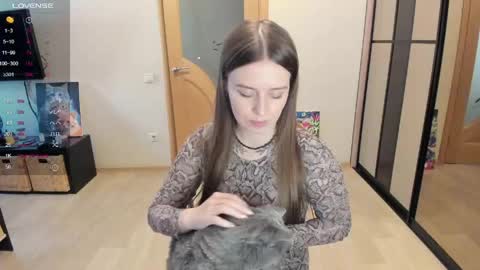 Kitty online show from June 3, 3:20 am