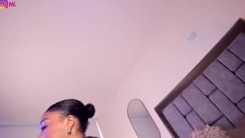 Mian  online show from October 15, 9:26 pm