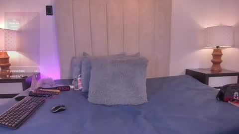 miss_milf_ online show from June 6, 8:37 pm