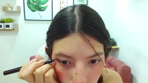 miss_nami_1 online show from January 14, 7:11 pm