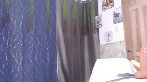 IM SUGAR online show from February 15, 7:51 am