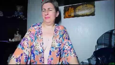 miss_tasha_kom online show from October 18, 9:24 am