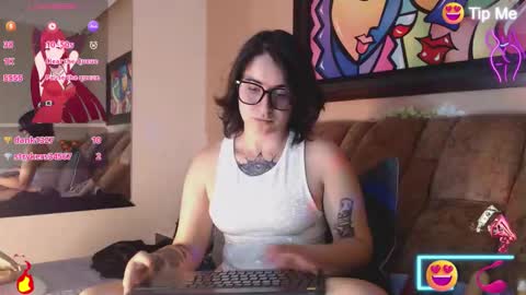 Snapshot of miss_tata chatting on September 17, 4:27 am Tata online show from September 17, 4:27 am