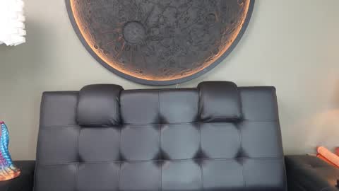 Vaiolette online show from January 12, 11:06 am