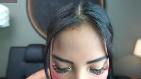 Vaiolette online show from November 5, 11:01 am