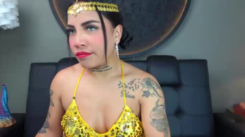 Vaiolette online show from November 29, 11:40 am