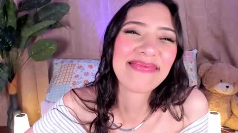 Miss Veronica online show from July 27, 1:19 pm