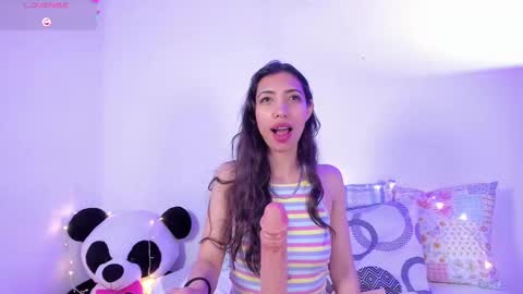 Snapshot of miss_veronica2 chatting on February 19, 2:55 pm Miss Veronica online show from February 19, 2:55 pm