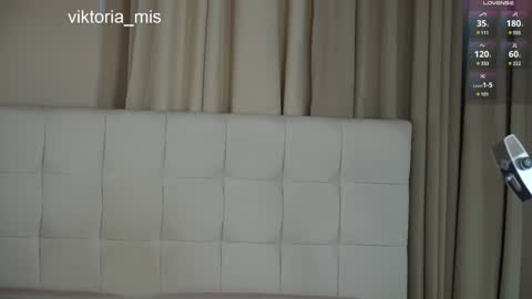Miss Victoria online show from December 7, 5:37 pm