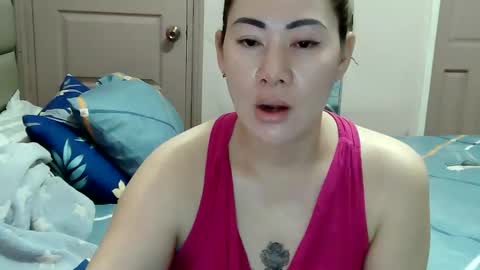 HOT MOMMY ZEPHYR online show from February 26, 12:03 am