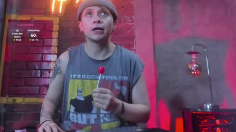 Miguel online show from April 11, 8:02 pm