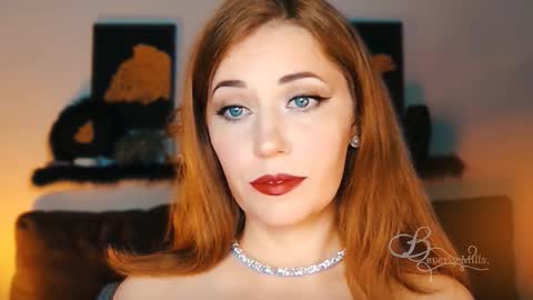 The divine Beverly online show from September 26, 8:17 pm