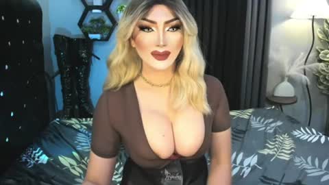 PRIESTESS CHANNEL online show from June 21, 8:15 pm