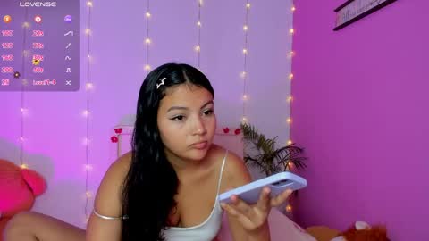 Chelsea online show from May 25, 12:33 pm