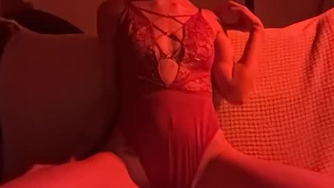 misscherry26 online show from July 13, 1:42 am