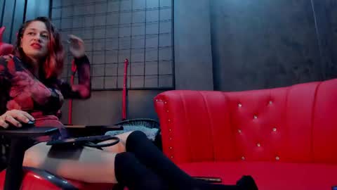 Cyndee loren online show from June 18, 1:38 pm