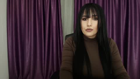 Miss online show from December 28, 9:19 pm