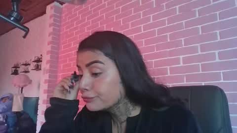 melodie  online show from November 29, 7:10 pm