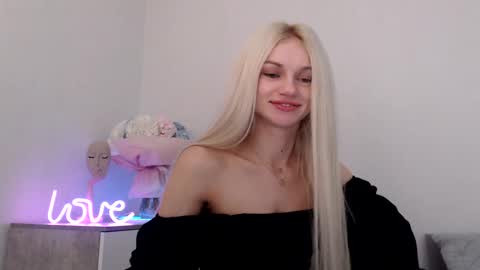 EMMA online show from January 8, 9:44 pm