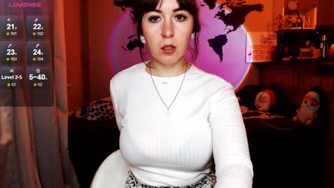 Snapshot of missgenevaonceagain chatting on September 22, 1:21 am G online show from September 22, 1:21 am