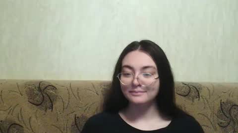 missis mona online show from December 15, 9:11 pm