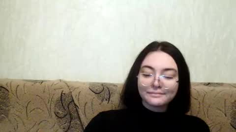 missis mona online show from January 13, 8:11 am